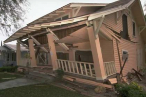 Figure source: Destruction of a residential house/Filmore, Northridge earthquake 1994.FEMA news photo, http://www.fema.gov/library.FederalEmergencyManagementAgency